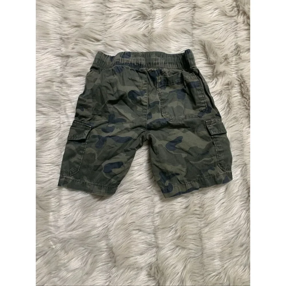 Old Navy Boys Hot Cargo Camo Shorts Small (6-7)